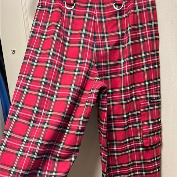 Hot Topic Plaid Jogger Pants High Rise Elastic Leg Red/Black Multicolor Sz 3 - Picture 5 of 9